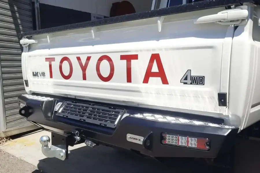 Gobi-X Stealth Heckstossstange Toyota Land Cruiser 79